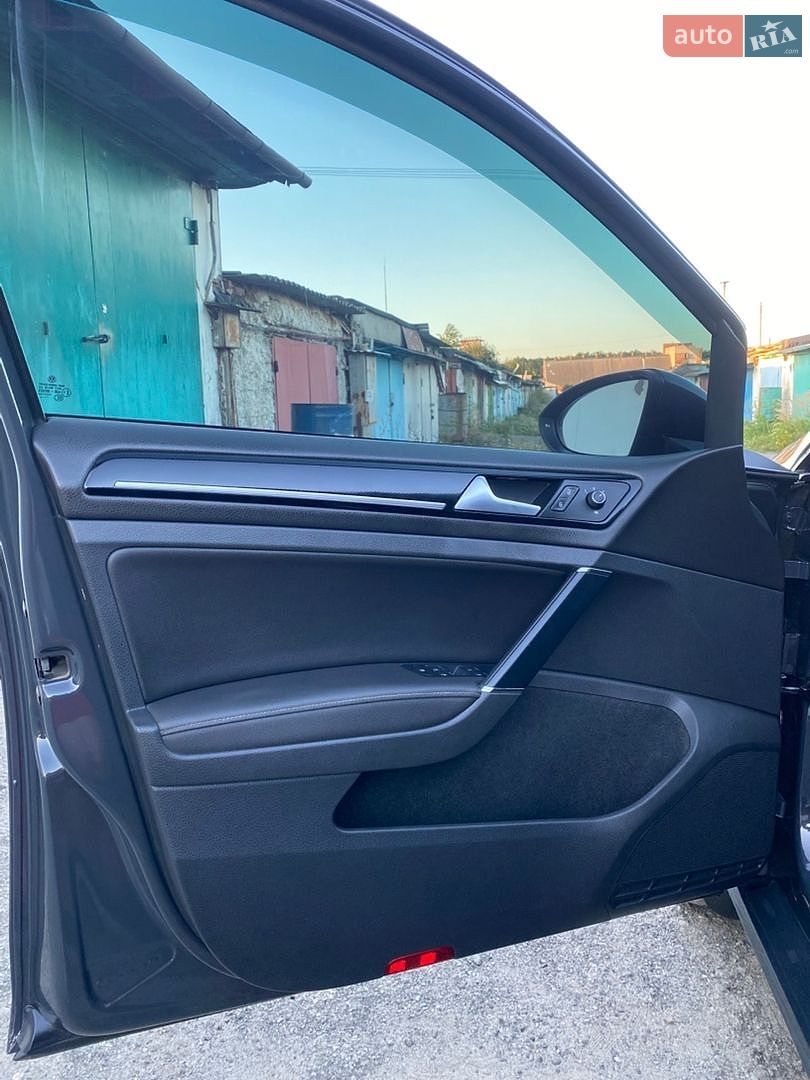 Volkswagen Golf 2014 VIN WVWZZZAUZEP564322 фото оголошення 21 з 22