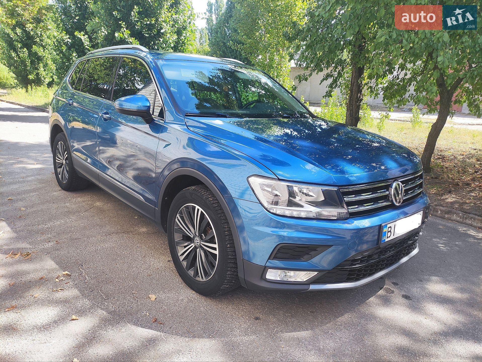 Volkswagen Tiguan Allspace 2017 VIN 3VV2B7AX4JM053873 фото оголошення 4 з 23
