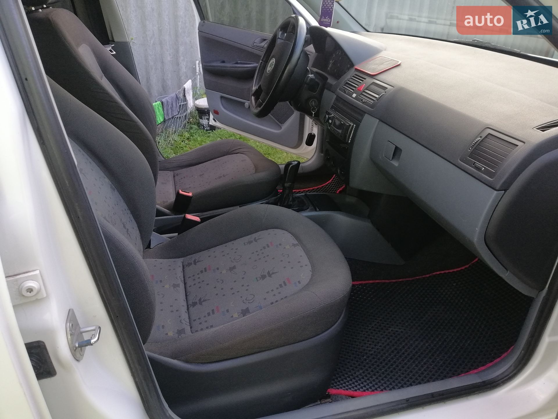 Skoda Fabia 2004 VIN Y6UJC16Y64B007267 фото оголошення 13 з 19