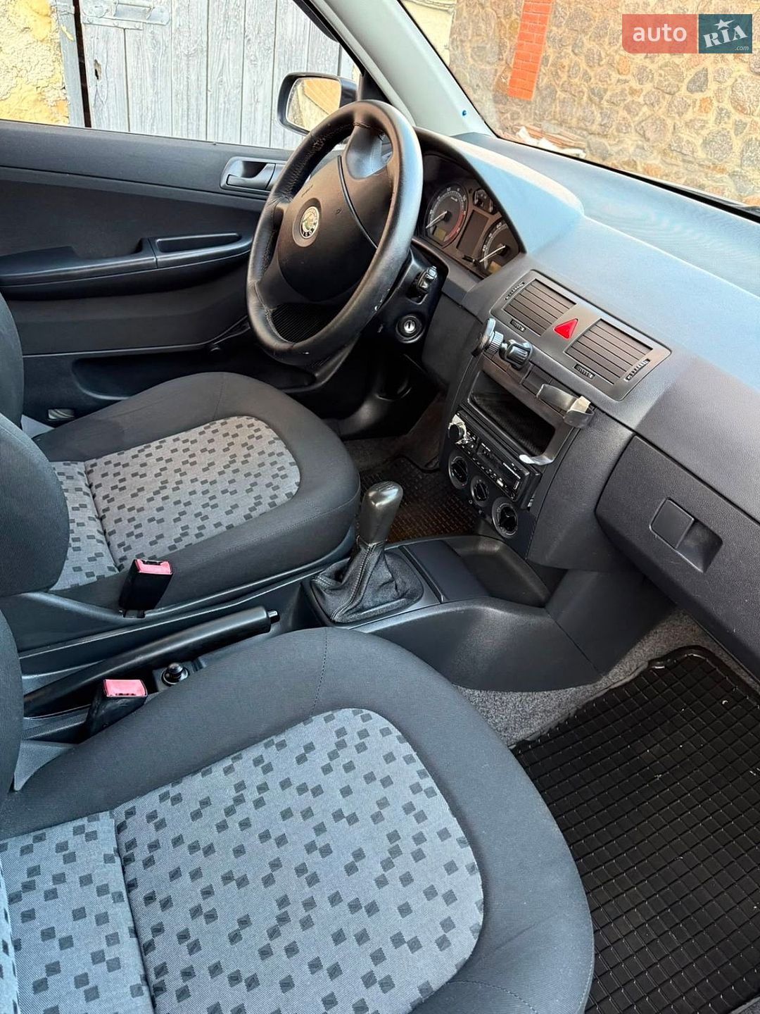 Skoda Fabia 2006 VIN TMBJY16Y87B451109 фото оголошення 22 з 50