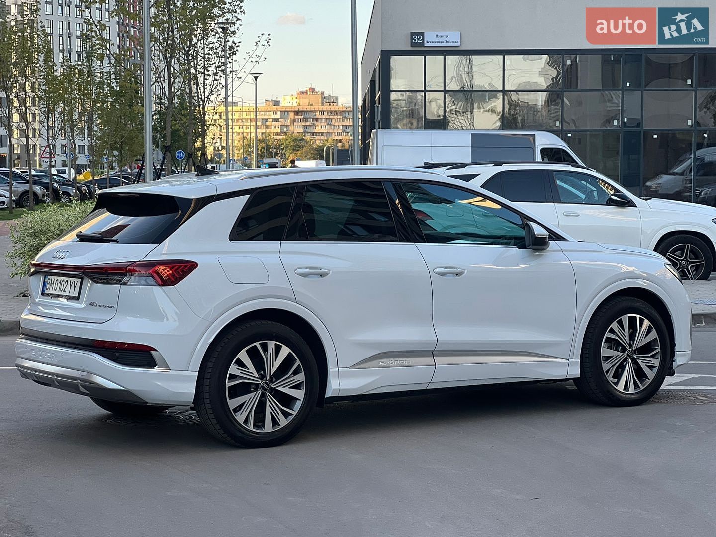 Audi Q4 e-tron 2023 VIN LFVVB9G3XP5212527 фото оголошення 13 з 56