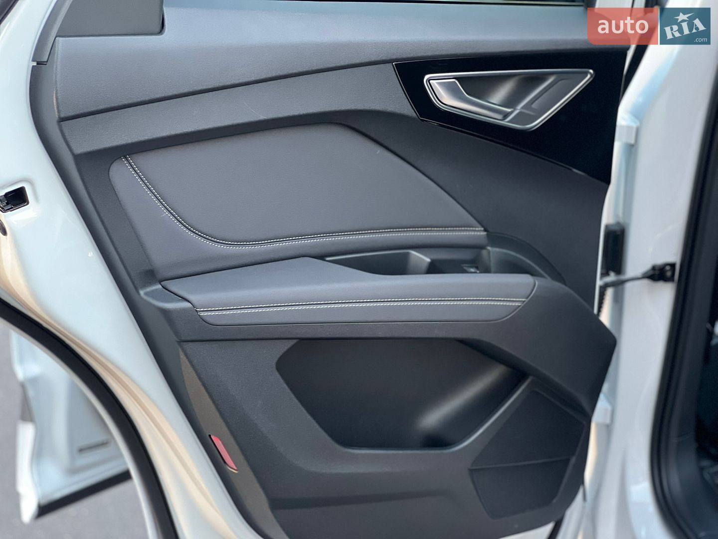 Audi Q4 e-tron 2023 VIN LFVVB9G3XP5212527 фото оголошення 47 з 56