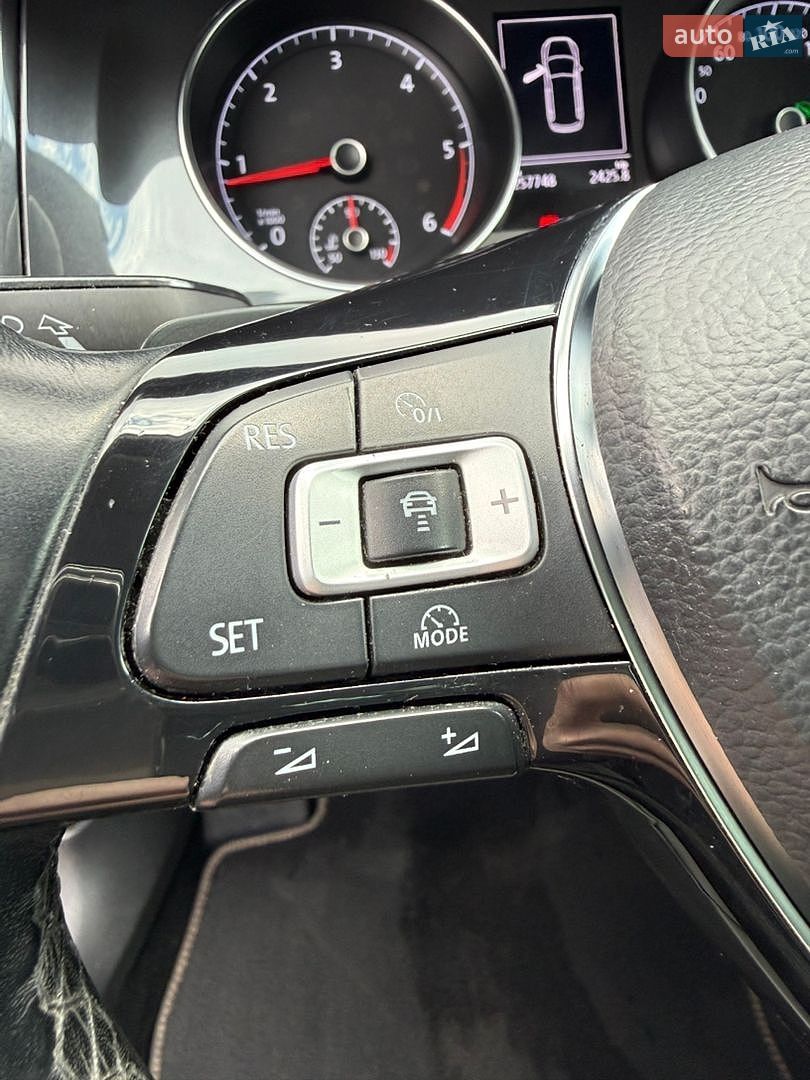 Volkswagen Golf 2017 VIN WVWZZZAUZJP546176 фото оголошення 13 з 14