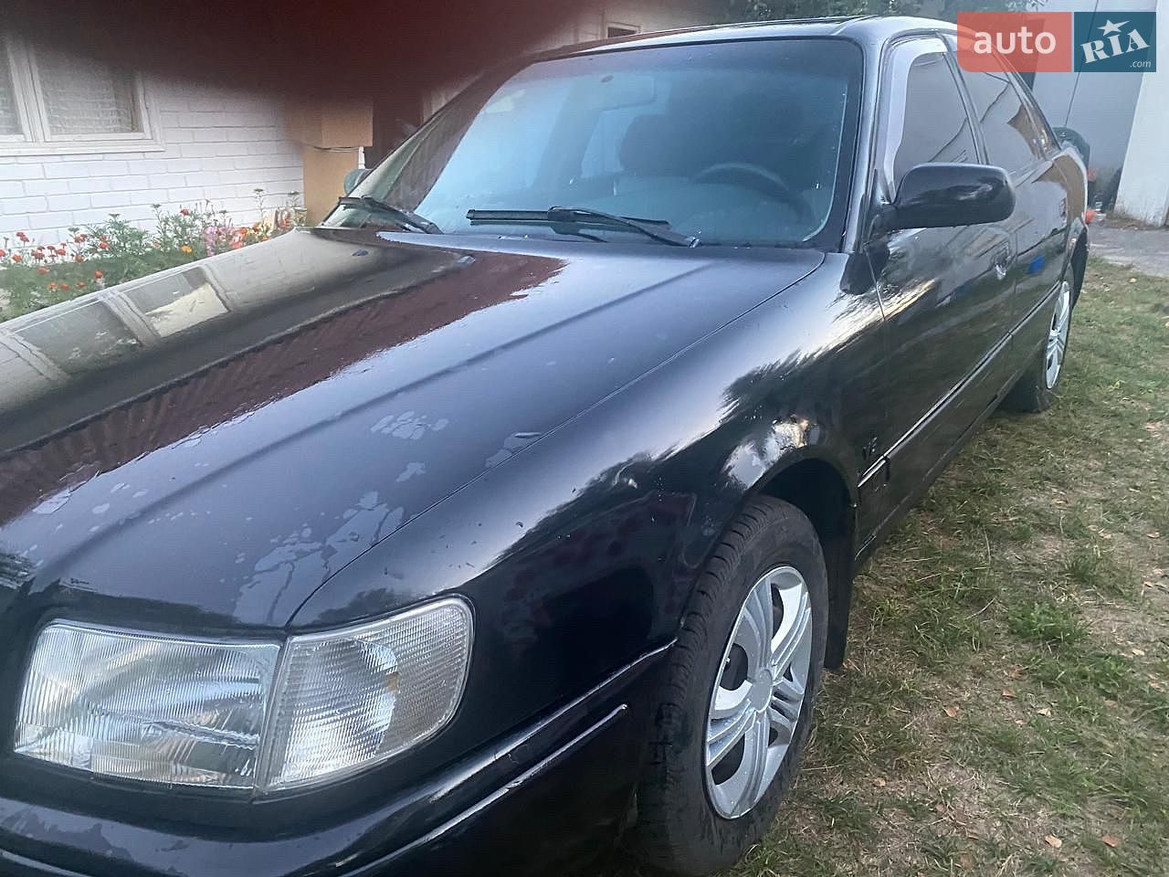 Audi 100 1994 VIN WAUZZZ4AZRN010161 фото оголошення 3 з 9