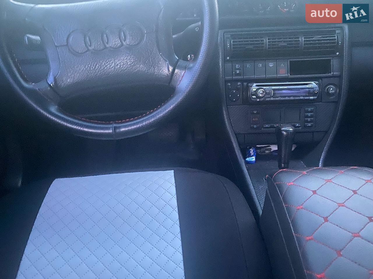 Audi 100 1994 VIN WAUZZZ4AZRN010161 фото оголошення 8 з 9