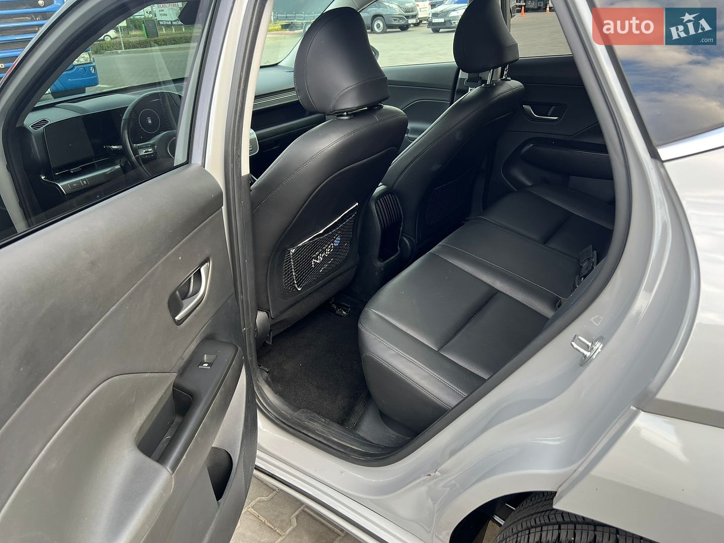 Hyundai Kona 2023 VIN KM8HE3A6XRU007287 фото оголошення 12 з 34