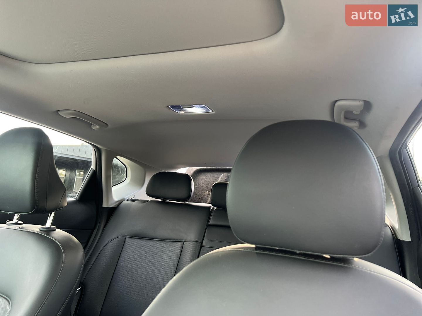 Hyundai Kona 2023 VIN KM8HE3A6XRU007287 фото оголошення 17 з 34