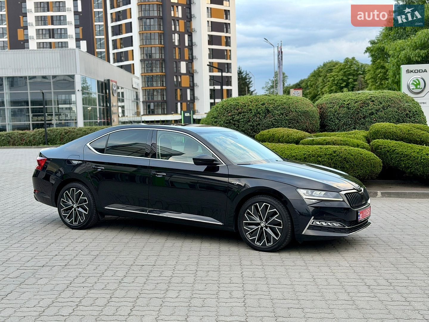 Skoda Superb 2021 VIN TMBCR7NP2M7079315 фото оголошення 12 з 108