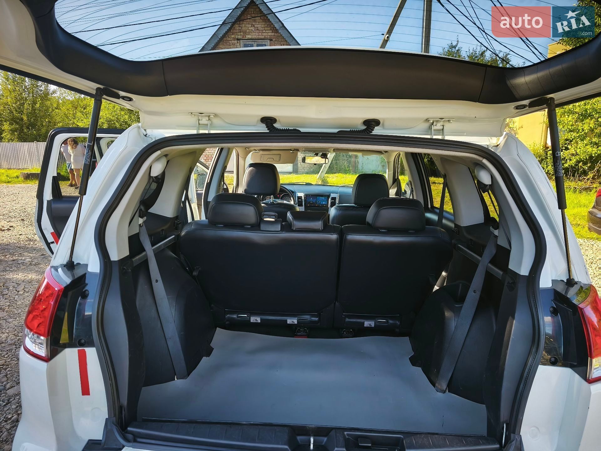 Citroen C-Crosser 2010 VIN VF7VV4HNHAZ905792 фото оголошення 22 з 43