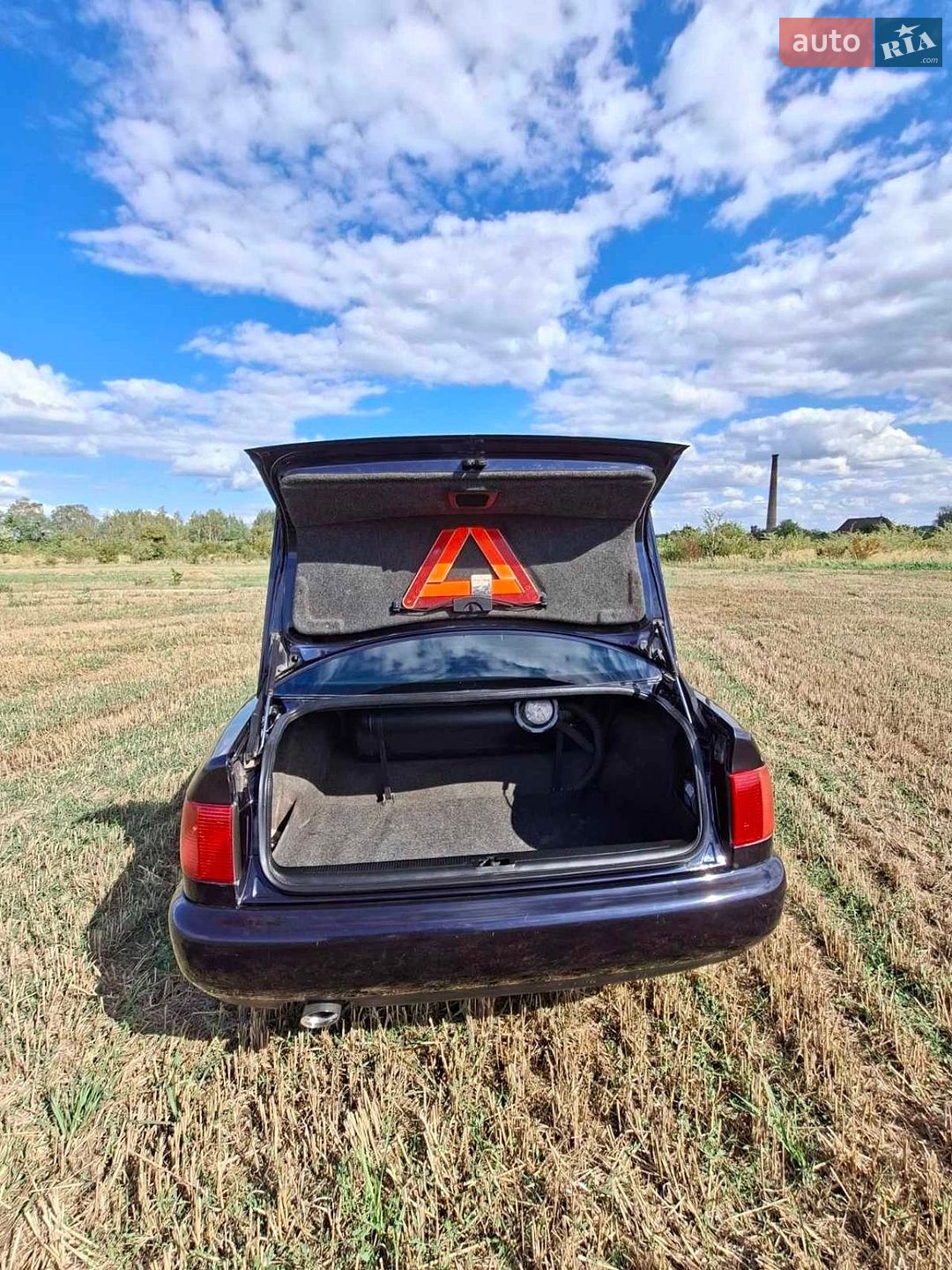 Audi A6 1996 VIN WAUZZZ4AZTN015590 фото оголошення 7 з 26