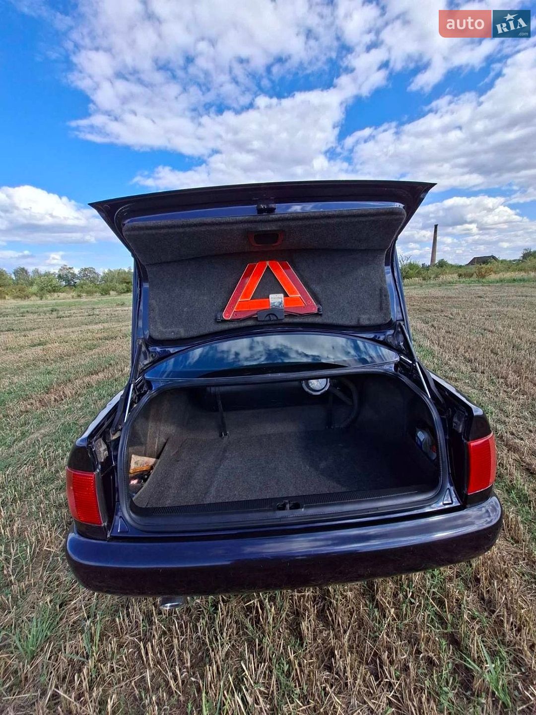 Audi A6 1996 VIN WAUZZZ4AZTN015590 фото оголошення 5 з 26