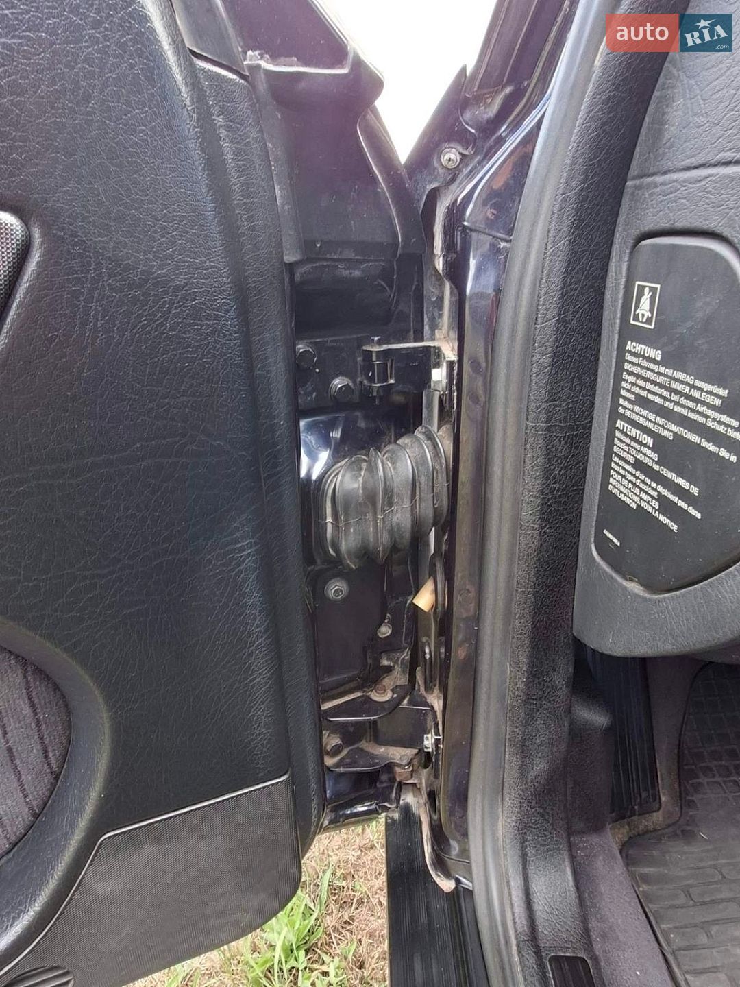 Audi A6 1996 VIN WAUZZZ4AZTN015590 фото оголошення 19 з 26