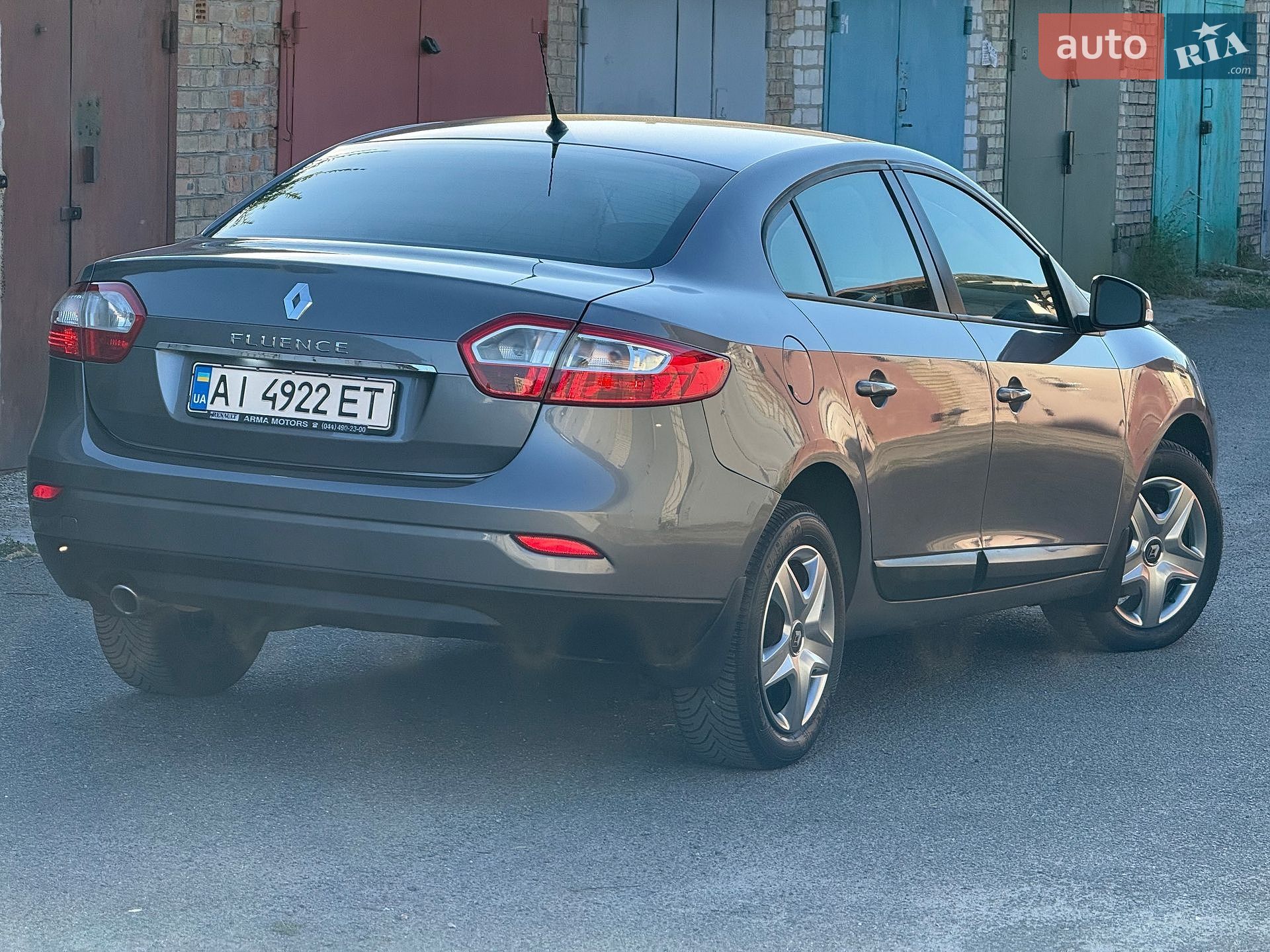 Renault Fluence 2016 VIN VF1LZLF0654880703 фото оголошення 9 з 36