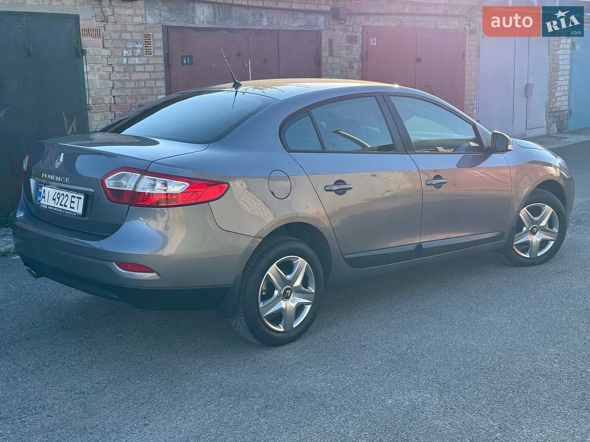 Renault Fluence 2016 VIN VF1LZLF0654880703 фото оголошення 10 з 36