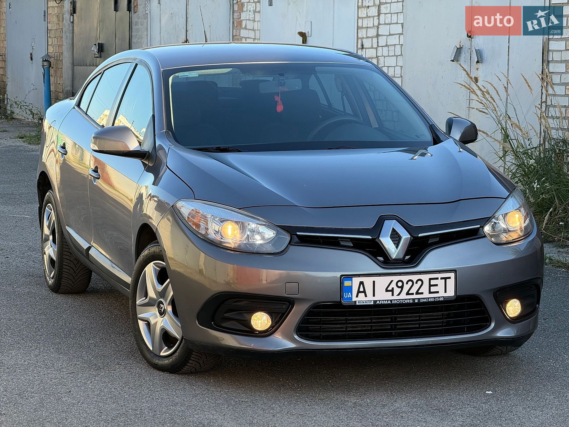 Renault Fluence 2016 VIN VF1LZLF0654880703 фото оголошення 13 з 36