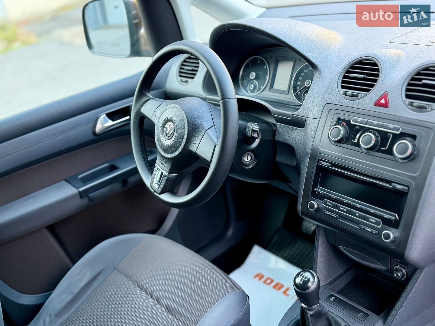 Volkswagen Caddy 2012 VIN WV2ZZZ2KZDX051408 фото оголошення 42 з 79