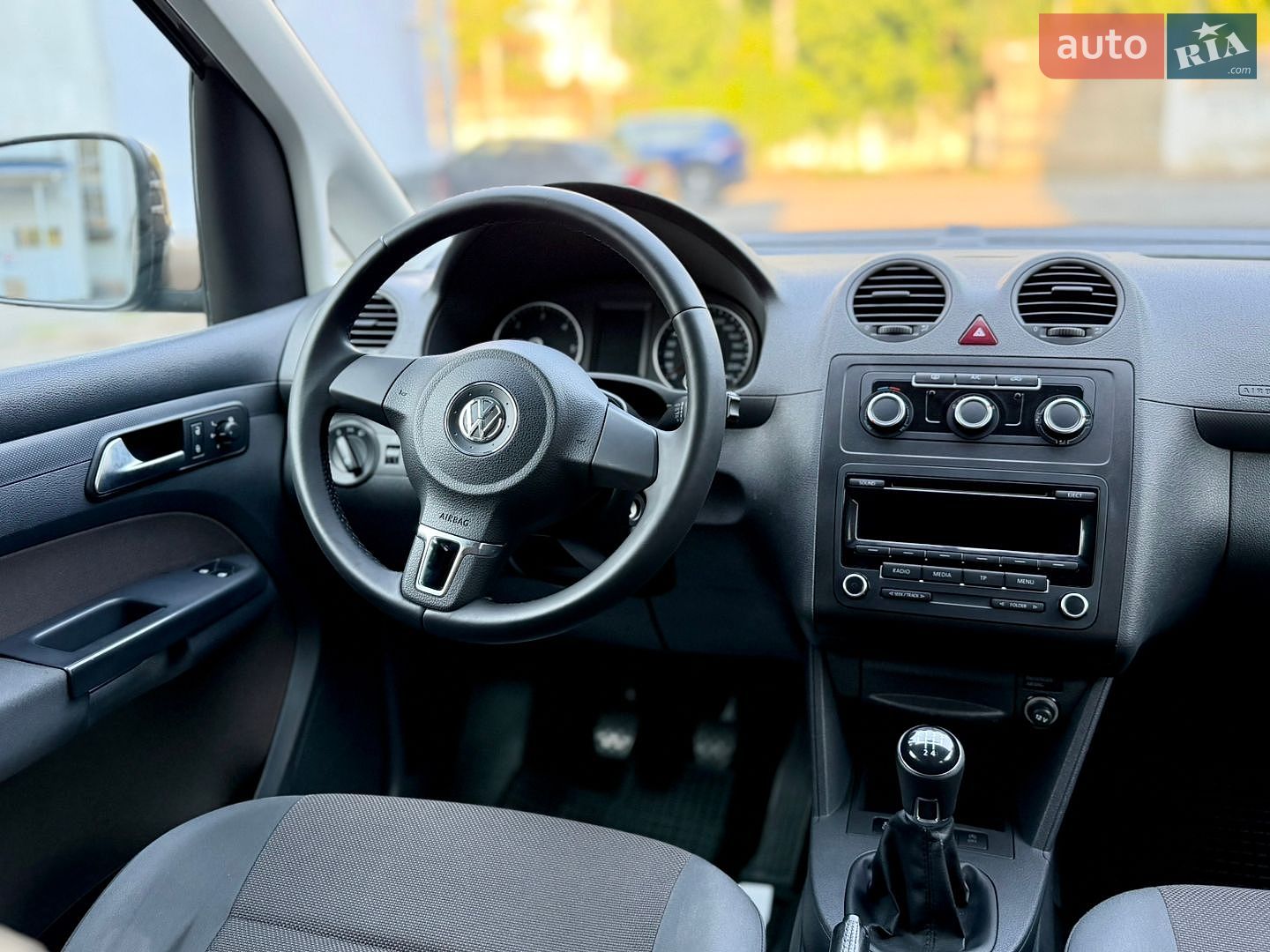 Volkswagen Caddy 2012 VIN WV2ZZZ2KZDX051408 фото оголошення 45 з 79