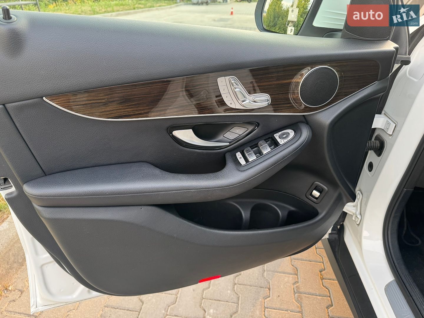 Mercedes-Benz GLC-Class 2017 VIN WDC0G4JB0JV020962 фото оголошення 14 з 14