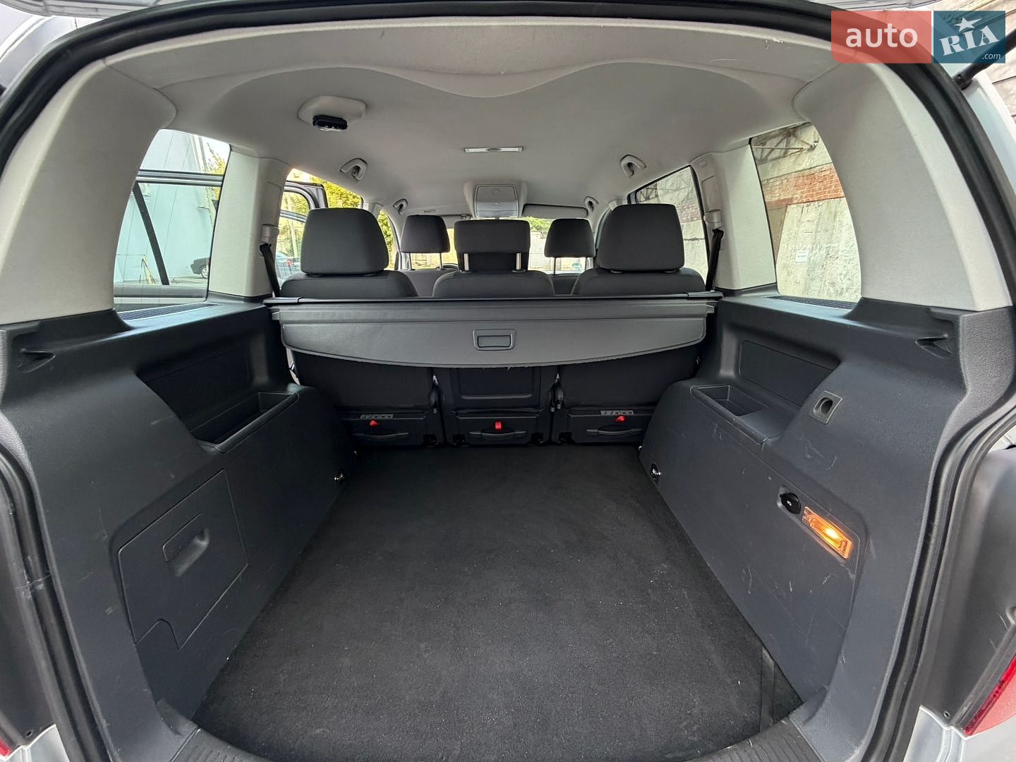 Volkswagen Touran 2006 VIN WVGZZZ1TZ6W236155 фото оголошення 41 з 67