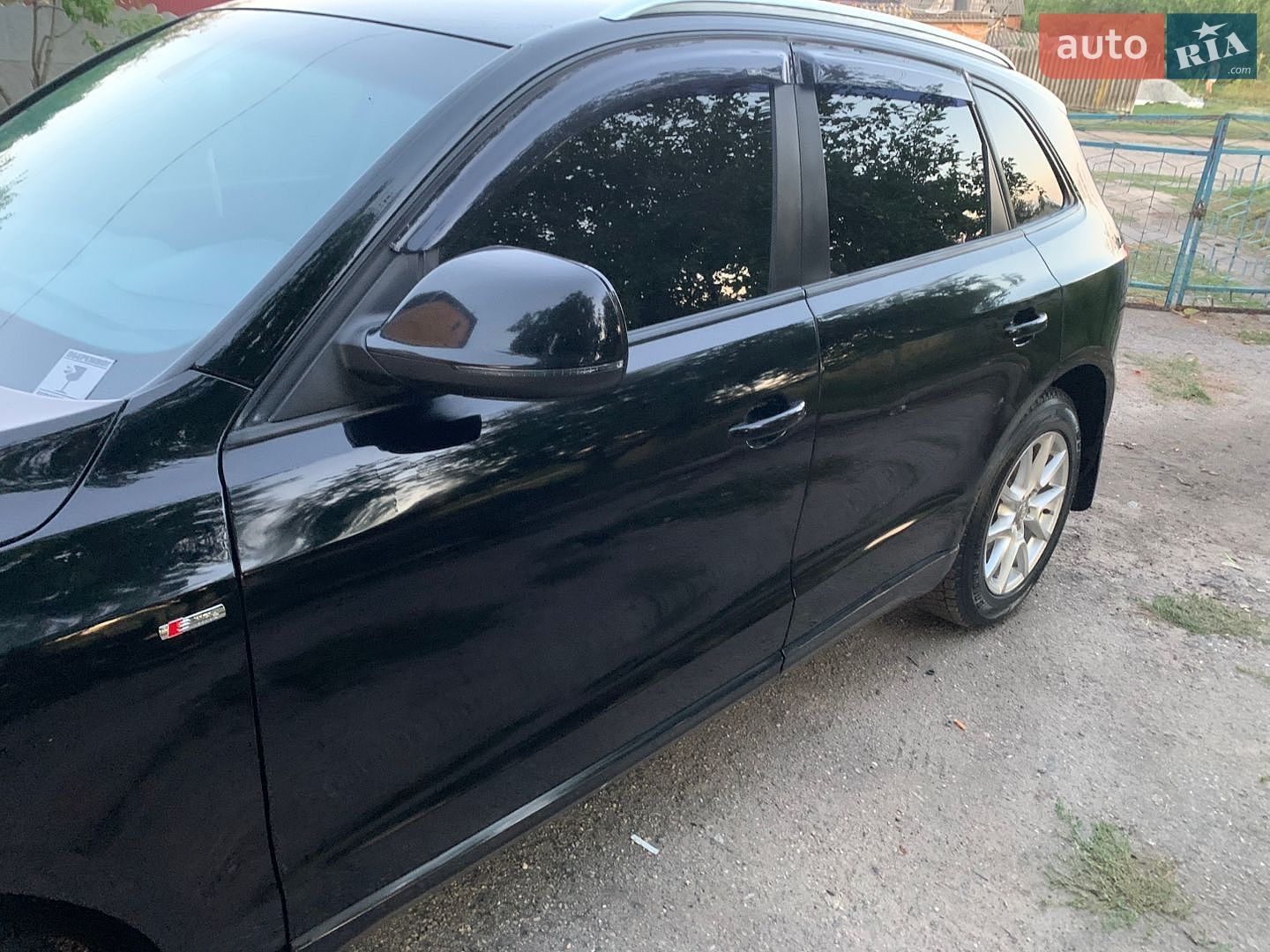 Audi Q5 2011 VIN WAUZZZ8R0BA091091 фото оголошення 28 з 32