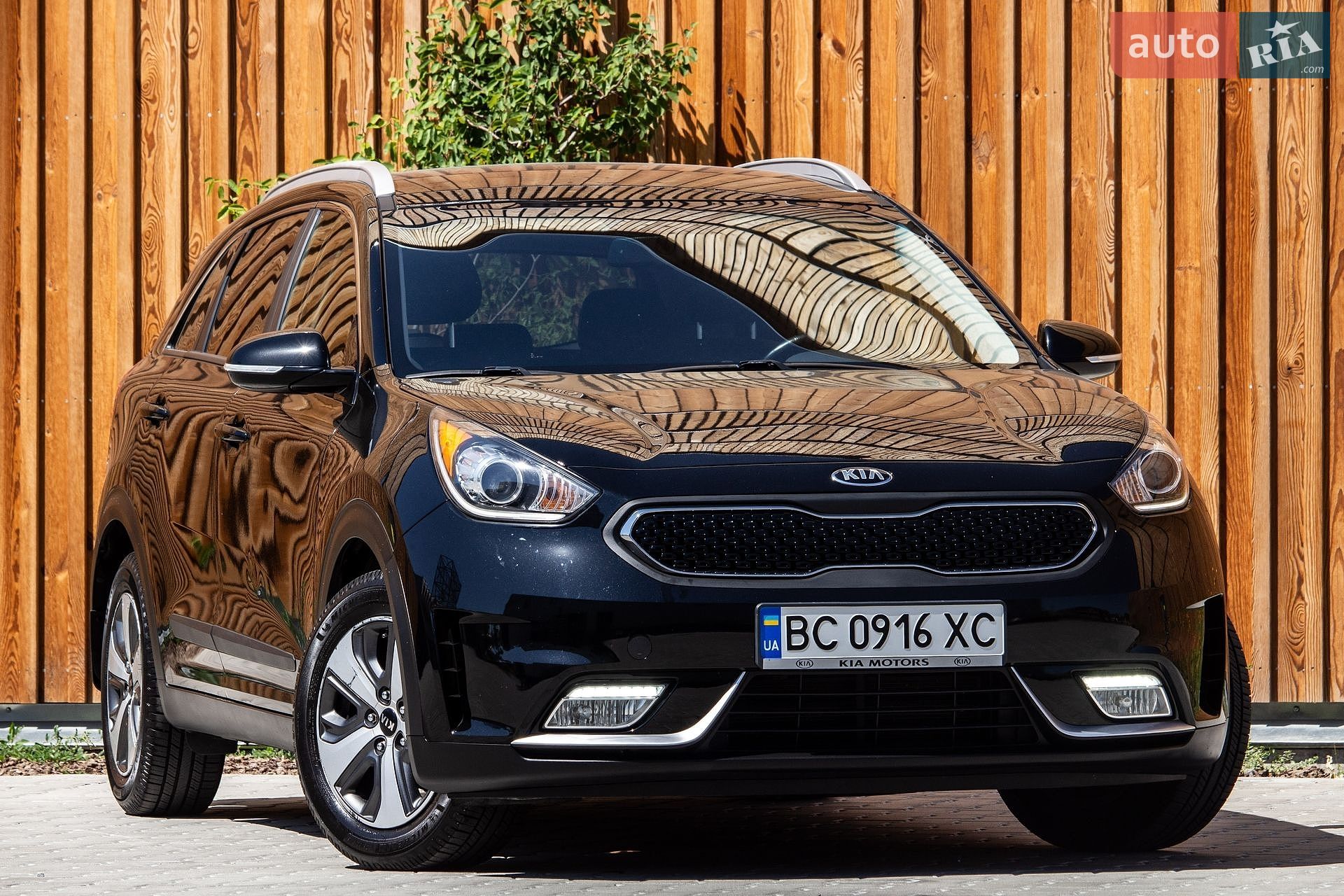 Kia Niro 2019 VIN KNDCC3LC8K5300631 фото оголошення 3 з 41