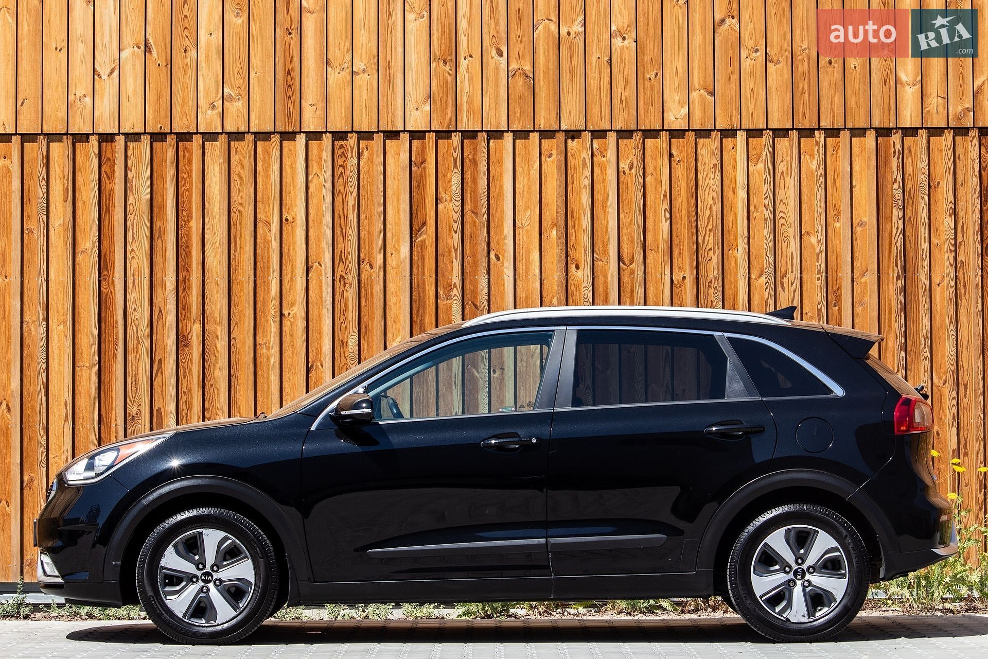 Kia Niro 2019 VIN KNDCC3LC8K5300631 фото оголошення 9 з 41