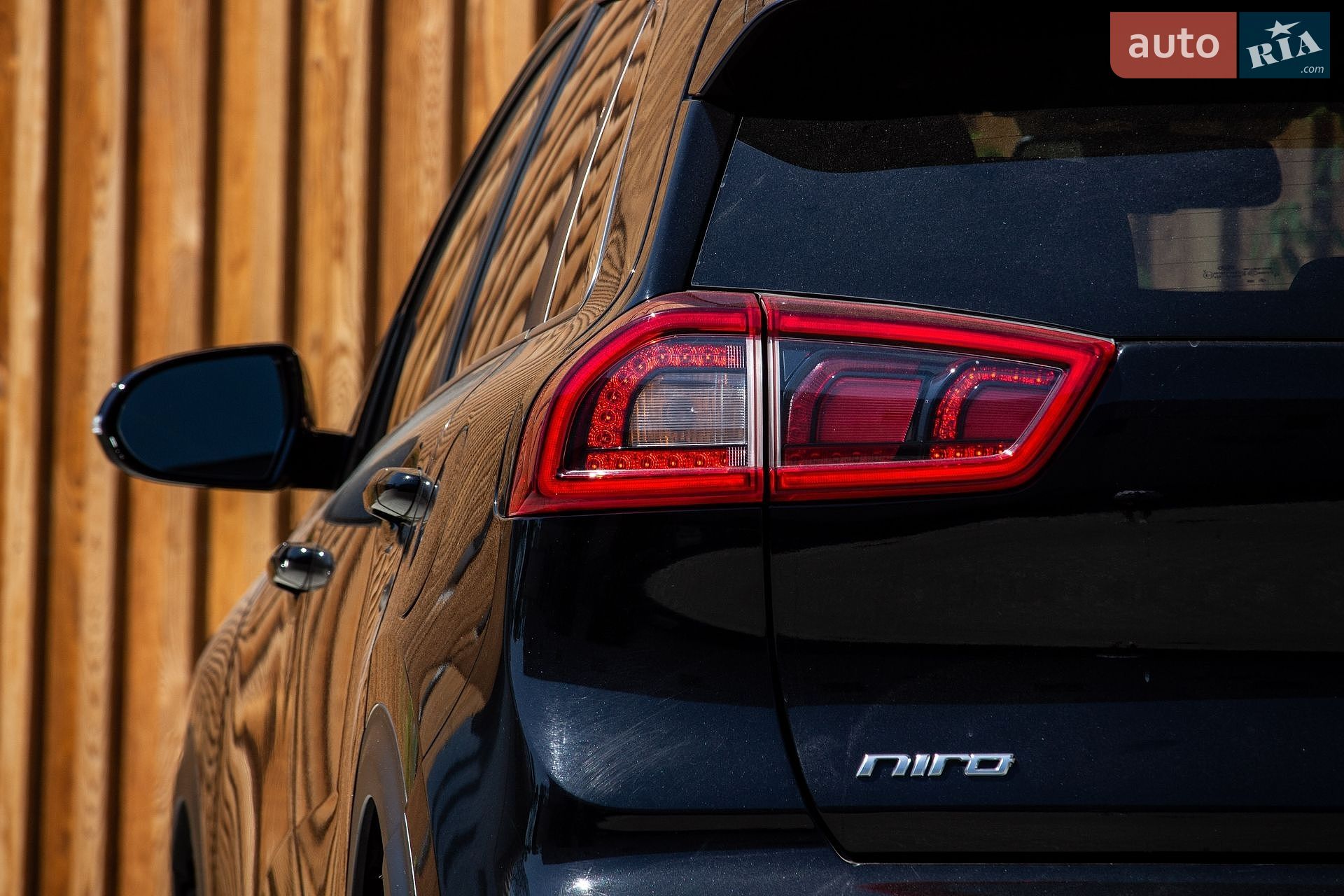 Kia Niro 2019 VIN KNDCC3LC8K5300631 фото оголошення 19 з 41