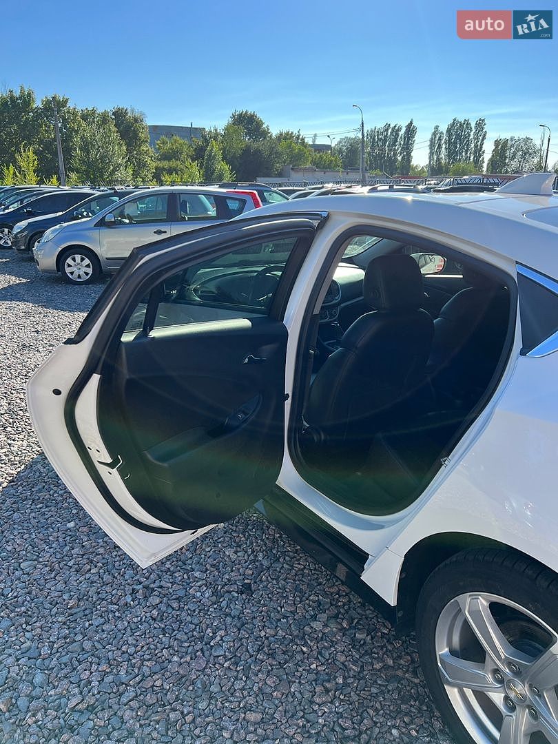 Chevrolet Volt 2017 VIN 1G1RC6S5XHU217546 фото оголошення 14 з 19