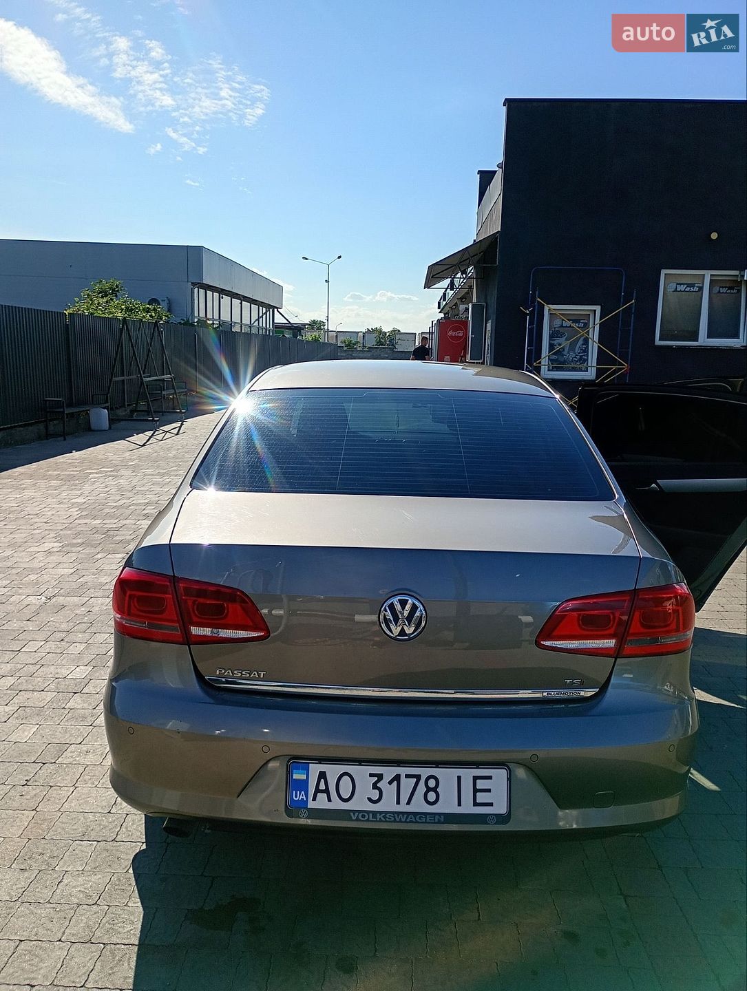 Volkswagen Passat 2011 VIN WVWZZZ3CZCP014561 фото оголошення 8 з 14