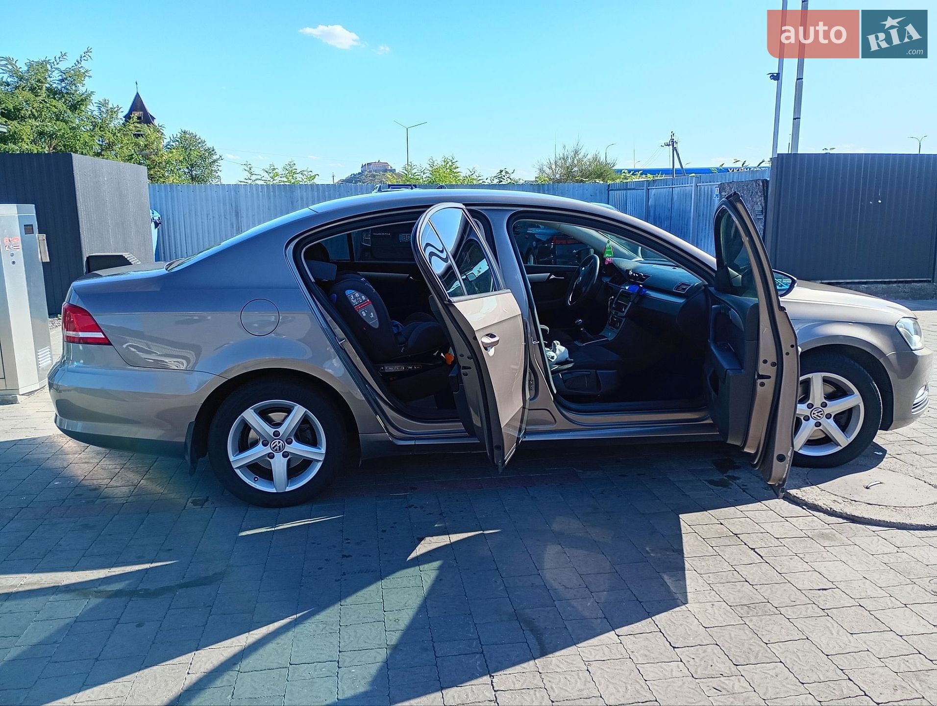 Volkswagen Passat 2011 VIN WVWZZZ3CZCP014561 фото оголошення 5 з 14