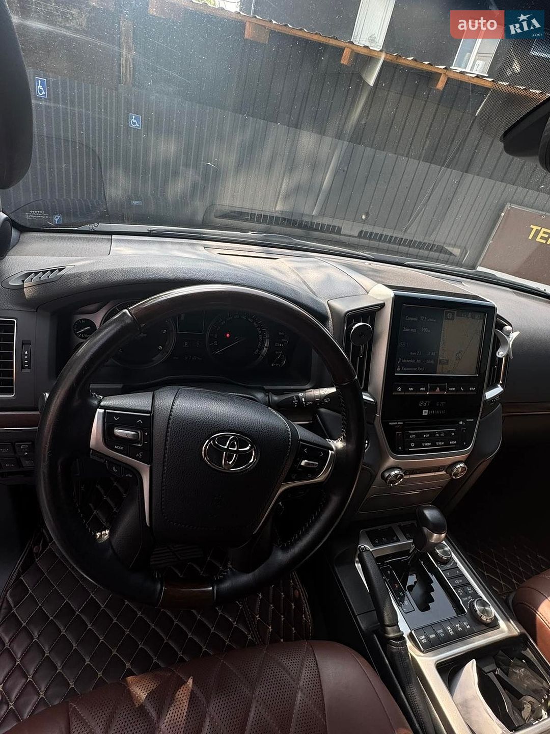 Toyota Land Cruiser 2018 VIN JTMCV02J204257335 фото оголошення 10 з 10