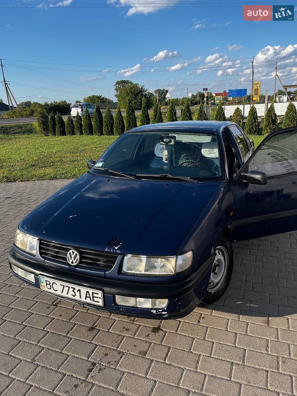 Volkswagen Passat 1994 VIN WVWZZZ3AZSE072325 фото оголошення 5 з 8
