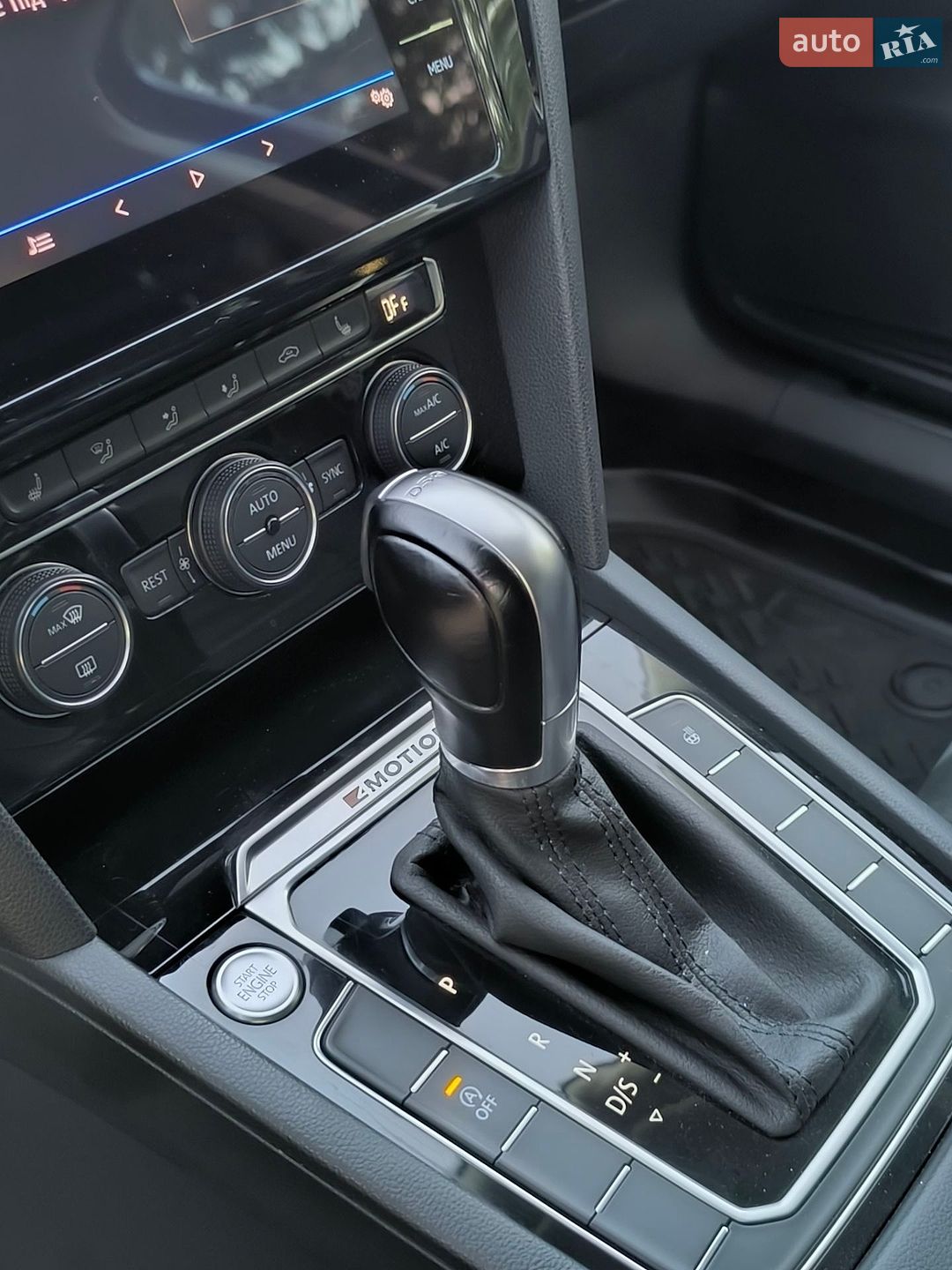 Volkswagen Passat 2019 VIN WVWZZZ3CZKE133630 фото оголошення 10 з 21