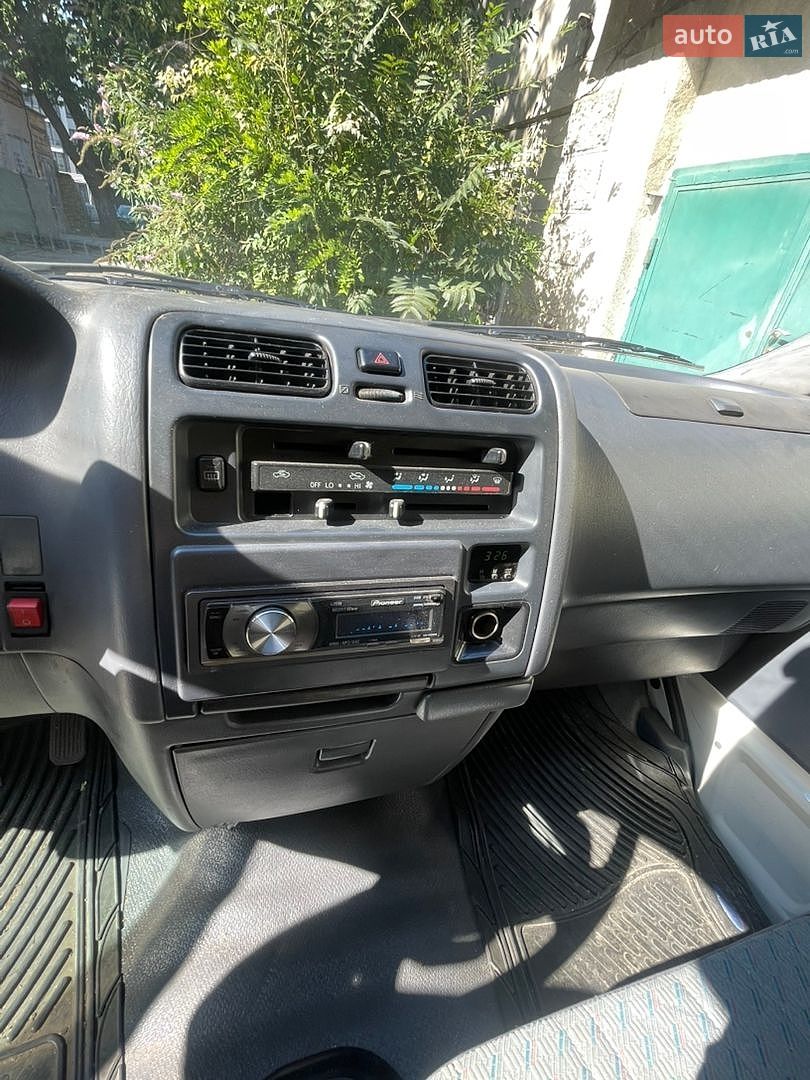 Toyota Hiace 2001 VIN JT121JK1100002262 фото оголошення 15 з 17