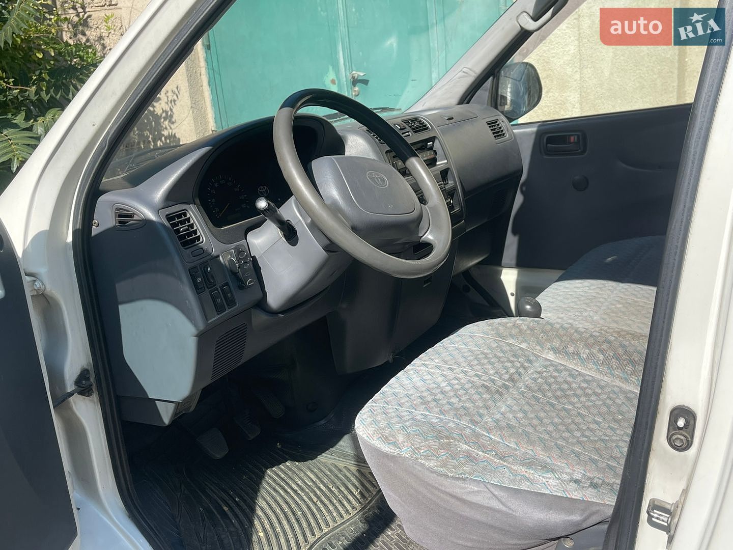 Toyota Hiace 2001 VIN JT121JK1100002262 фото оголошення 10 з 17