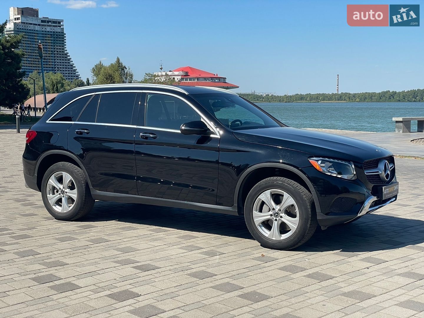 Mercedes-Benz GLC-Class 2017 VIN WDC0G4JBXHV009798 фото оголошення 5 з 40