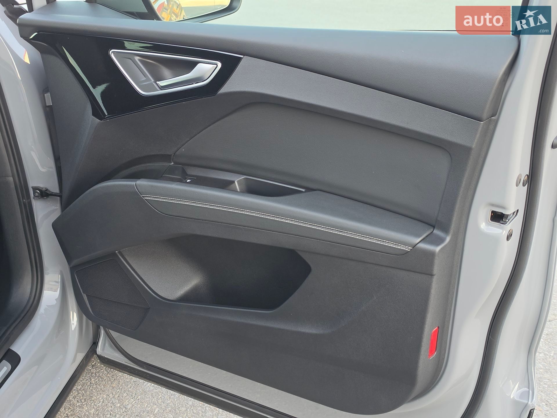 Audi Q4 Sportback e-tron 2024 VIN WAUZZZFZ6SP032921 фото оголошення 46 з 57