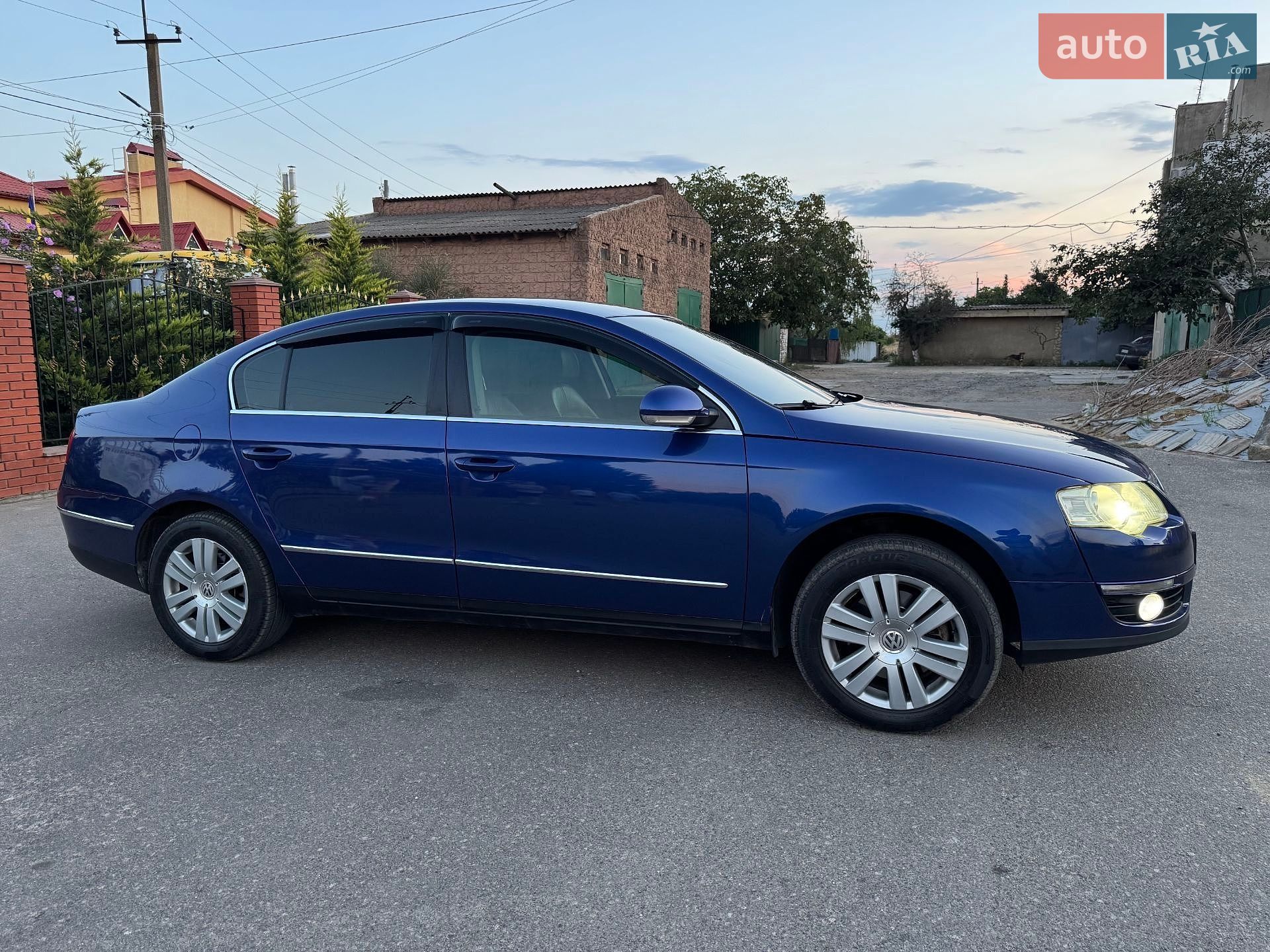 Volkswagen Passat 2009 VIN WVWZZZ3CZ9P027846 фото оголошення 2 з 19