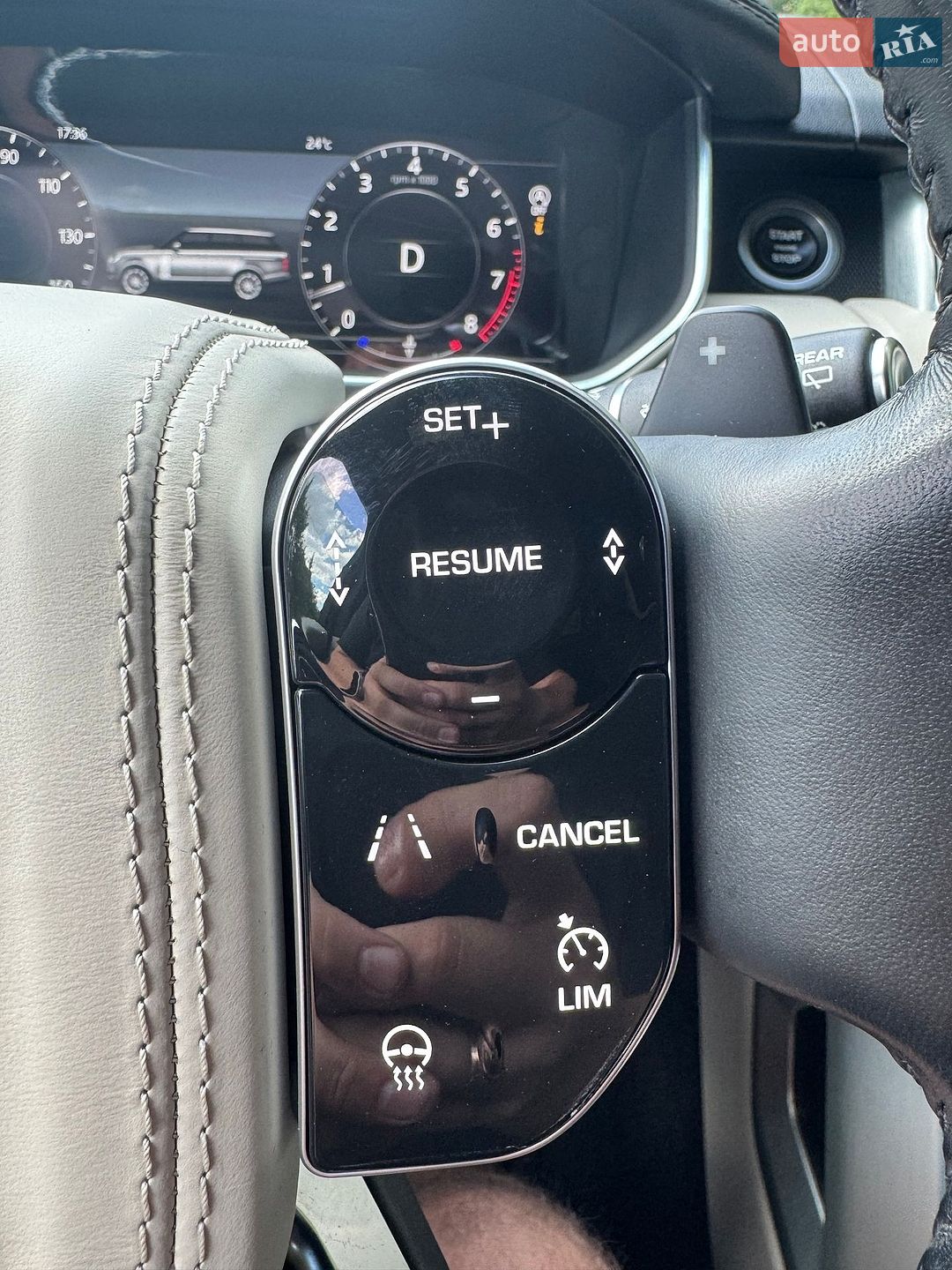 Land Rover Range Rover 2019 VIN SALGS2SV0KA525708 фото оголошення 29 з 31