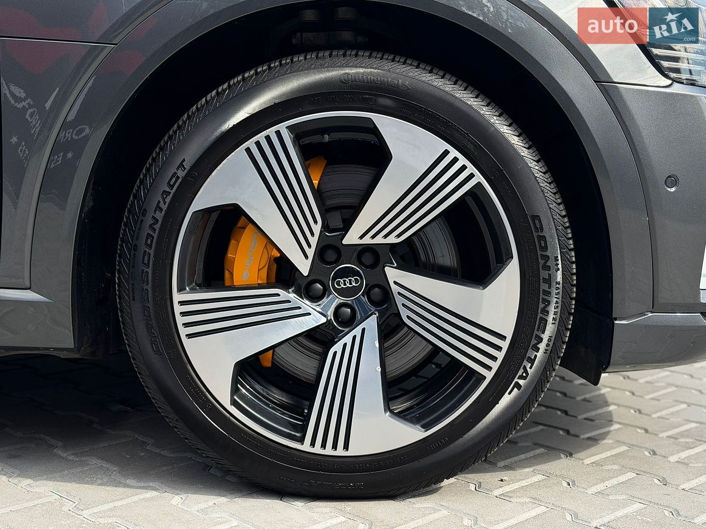 Audi e-tron 2019 VIN WA1VAAGE1KB005834 фото оголошення 8 з 42