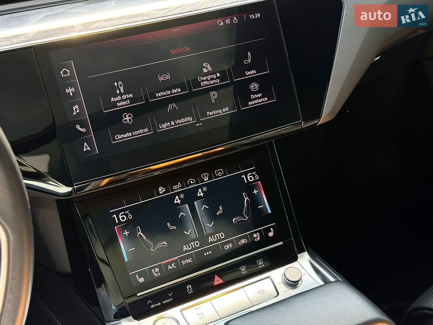 Audi e-tron 2019 VIN WA1VAAGE1KB005834 фото оголошення 39 з 42