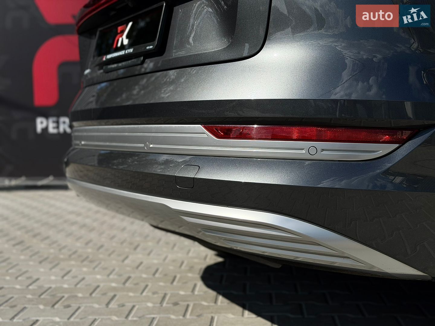 Audi e-tron 2019 VIN WA1VAAGE1KB005834 фото оголошення 7 з 42