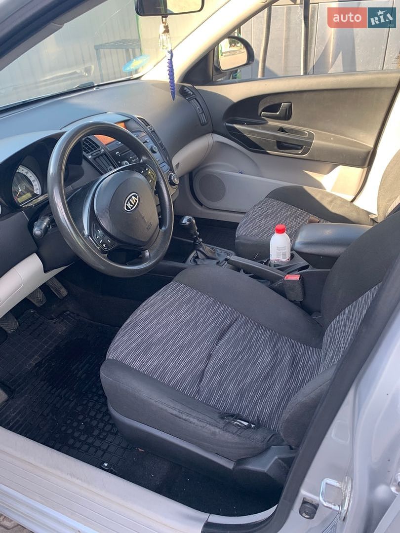Kia Ceed 2008 VIN Y6LFF24228L007533 фото оголошення 5 з 10