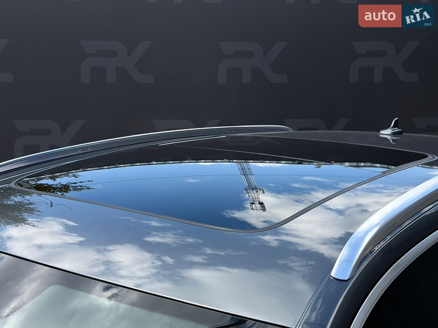 Audi e-tron 2019 VIN WA1VAAGE1KB005834 фото оголошення 9 з 42