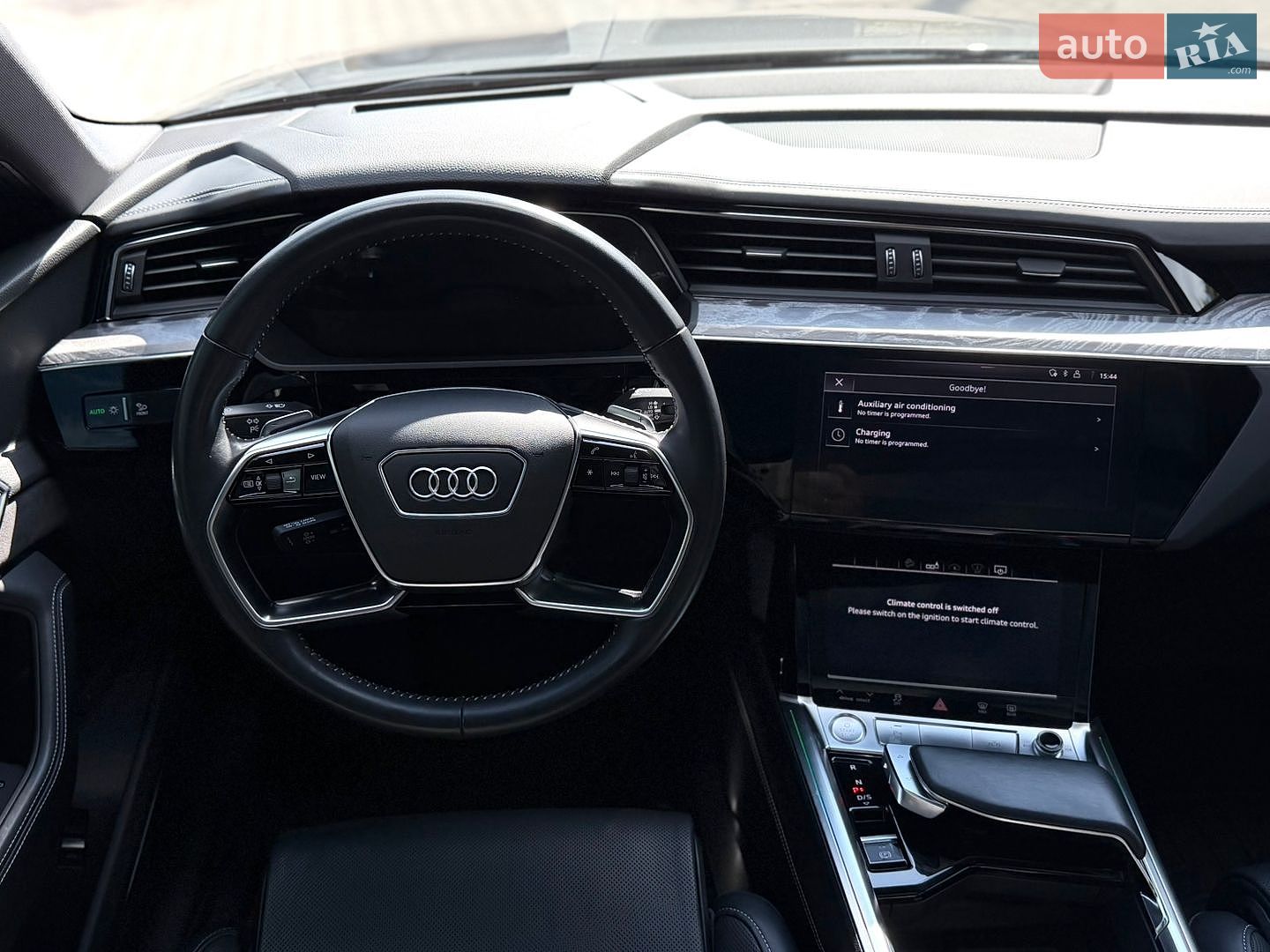Audi e-tron 2019 VIN WA1VAAGE1KB005834 фото оголошення 22 з 42