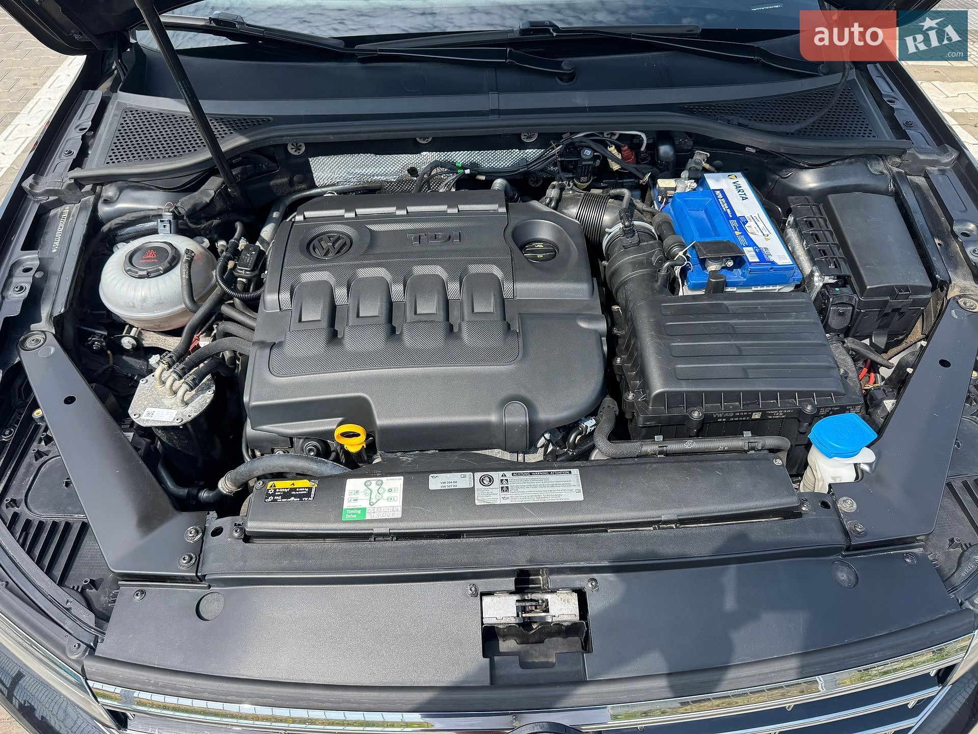 Volkswagen Passat 2018 VIN WVWZZZ3CZKE017951 фото оголошення 31 з 32