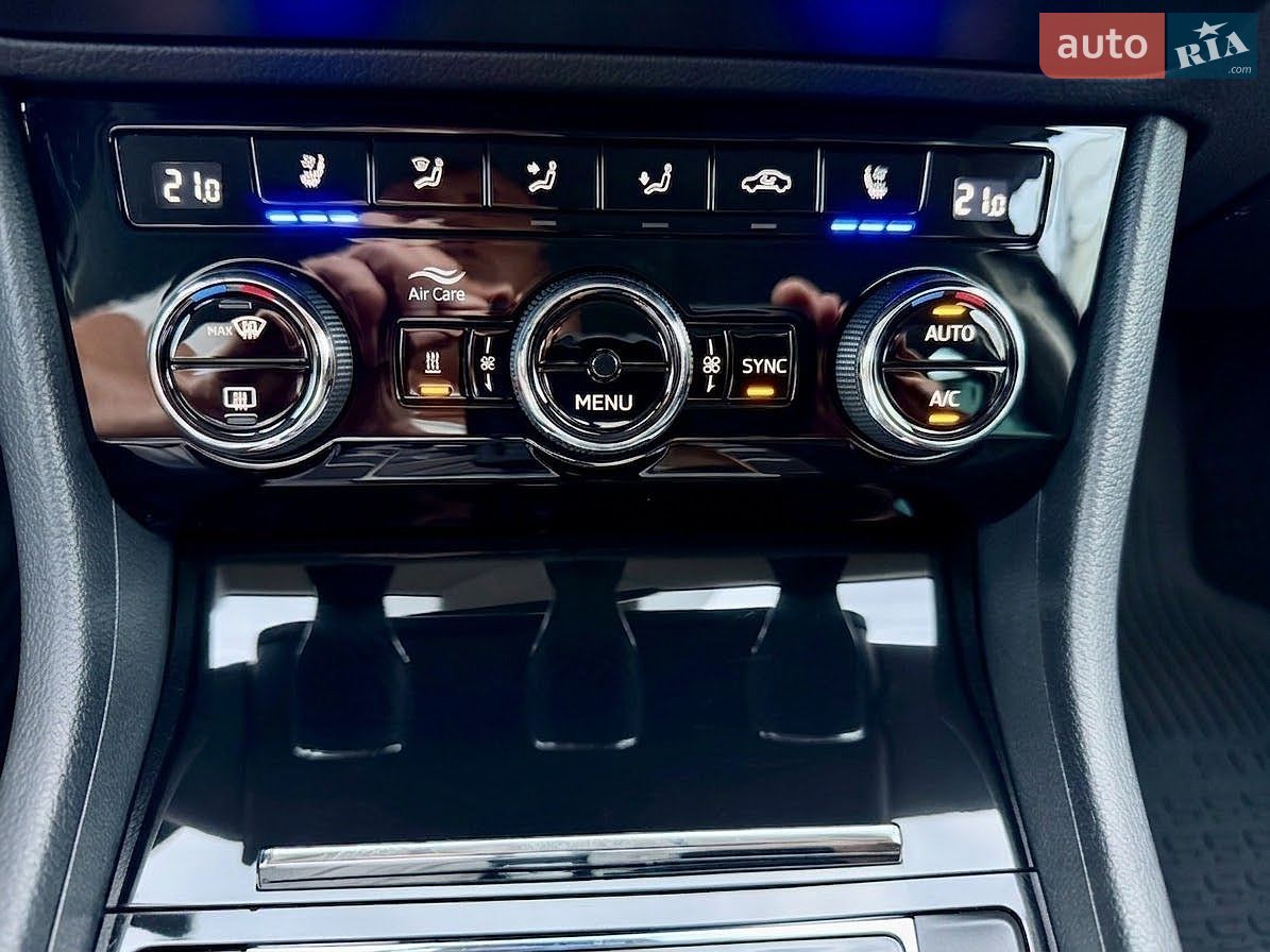 Skoda Superb 2021 VIN TMBCR7NP2M7079315 фото оголошення 56 з 108