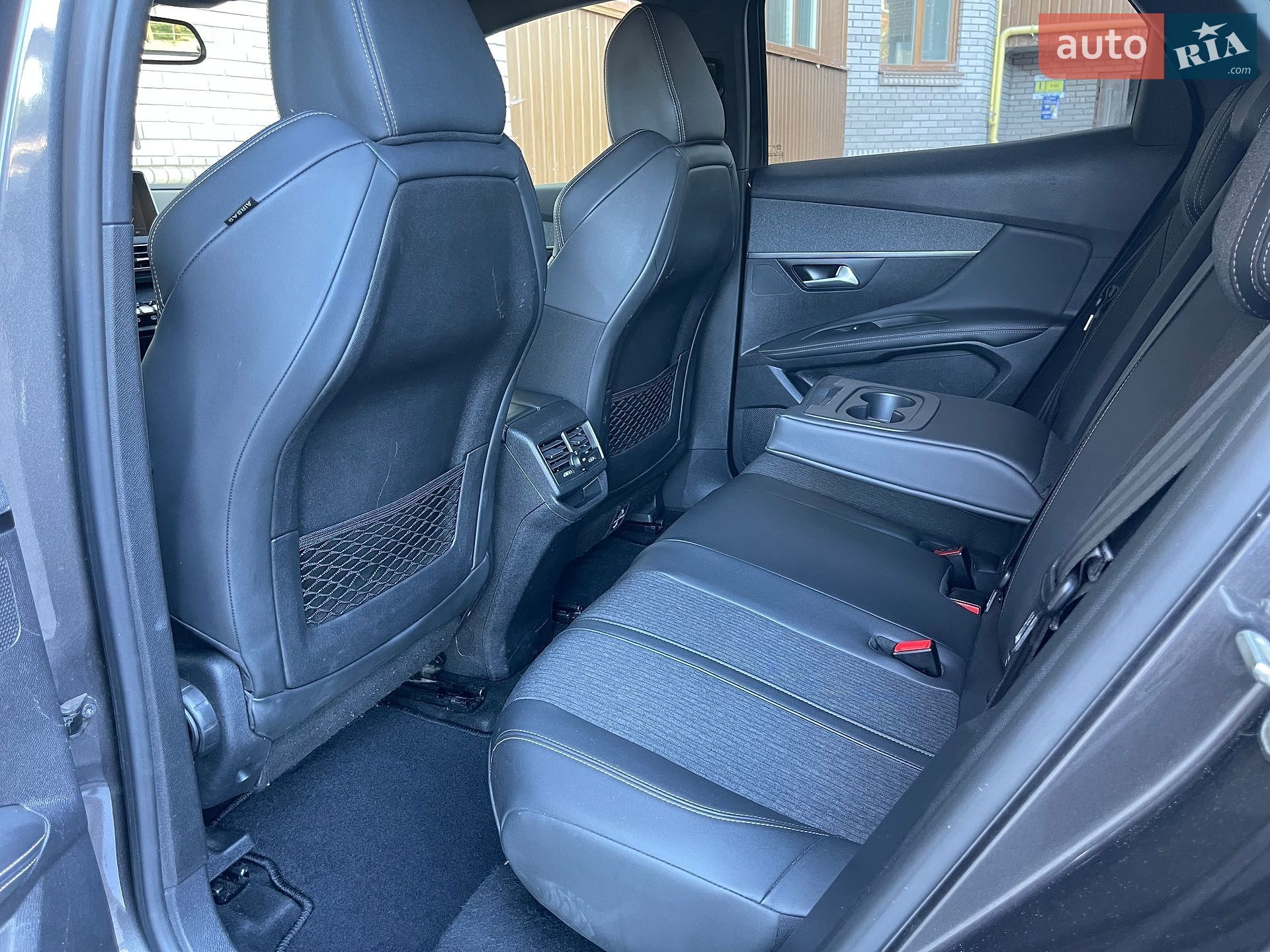 Peugeot 3008 2020 VIN VF3MCYHZRKS066098 фото оголошення 55 з 97