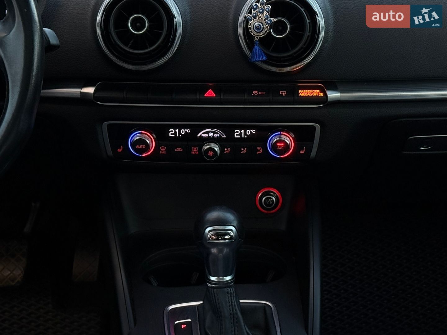 Audi A3 2015 VIN WAUCCGFF3F1139189 фото оголошення 9 з 17