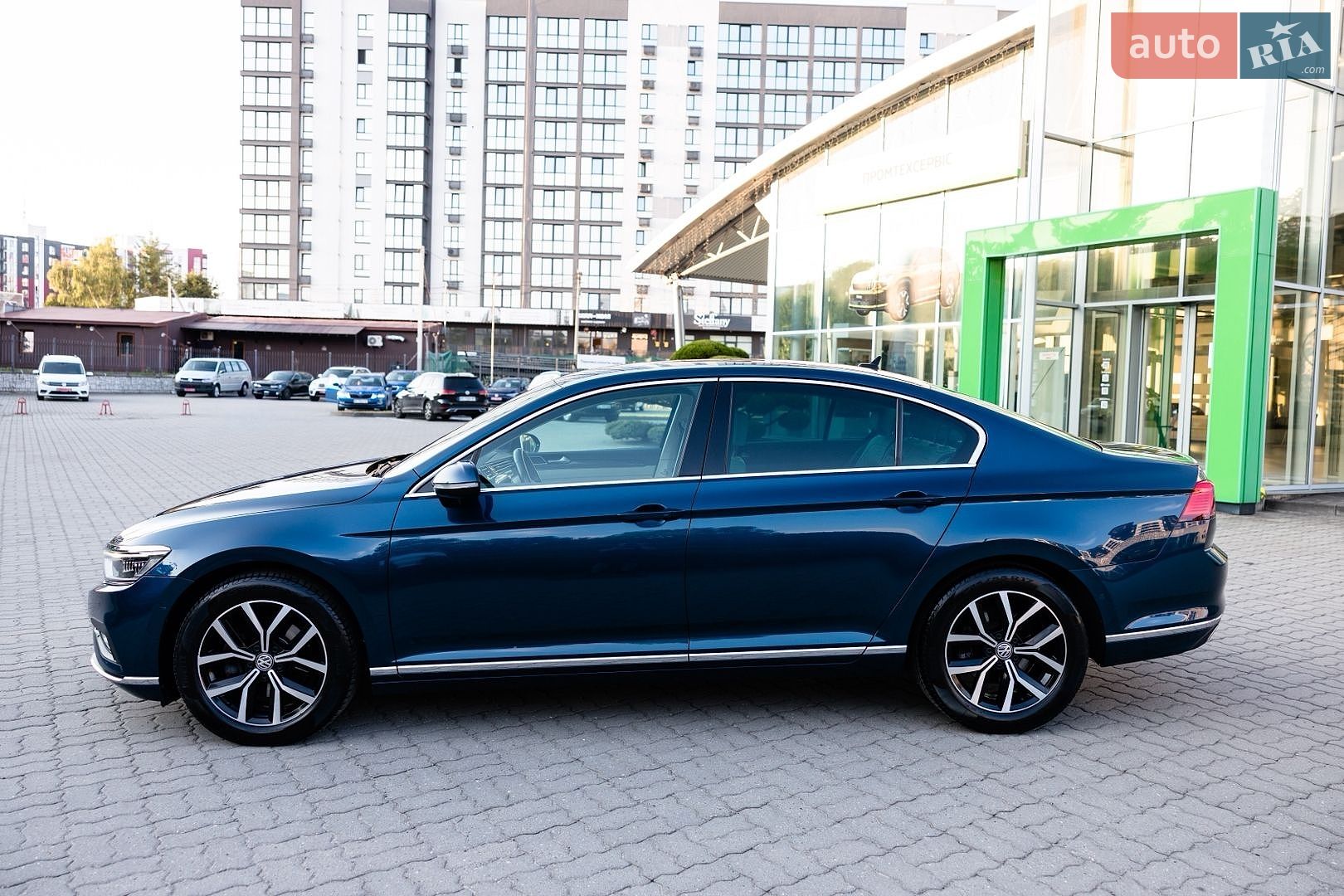 Volkswagen Passat 2020 VIN WVWZZZ3CZLE126040 фото оголошення 4 з 107